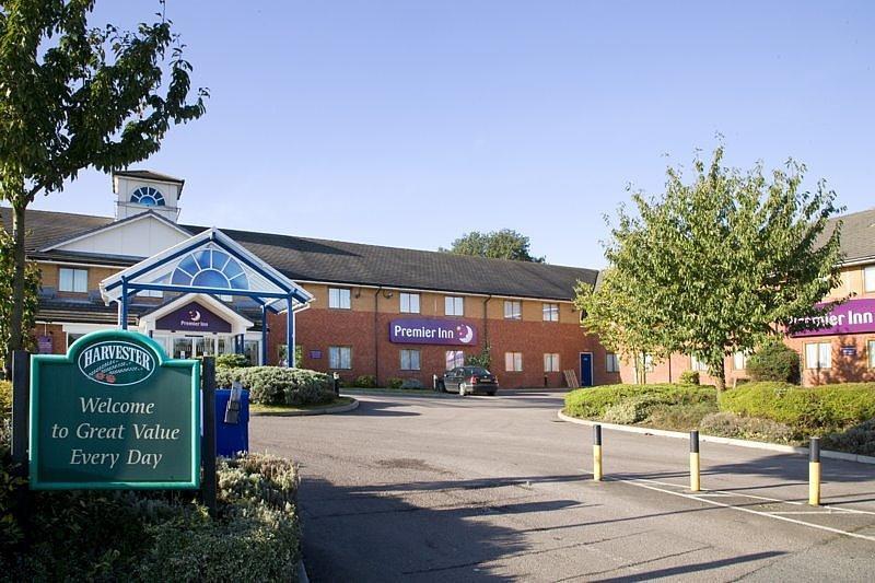 Holiday Inn Luton South - M1, Junction 9, An Ihg Hotel Eksteriør bilde