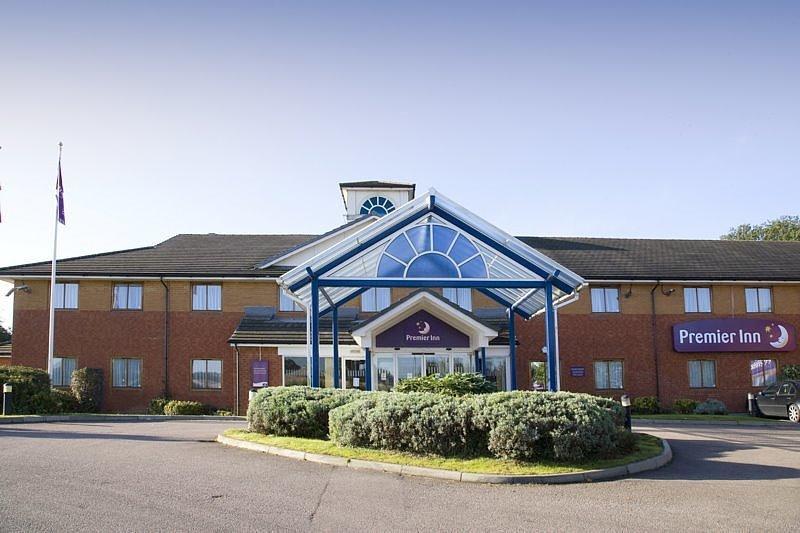 Holiday Inn Luton South - M1, Junction 9, An Ihg Hotel Eksteriør bilde