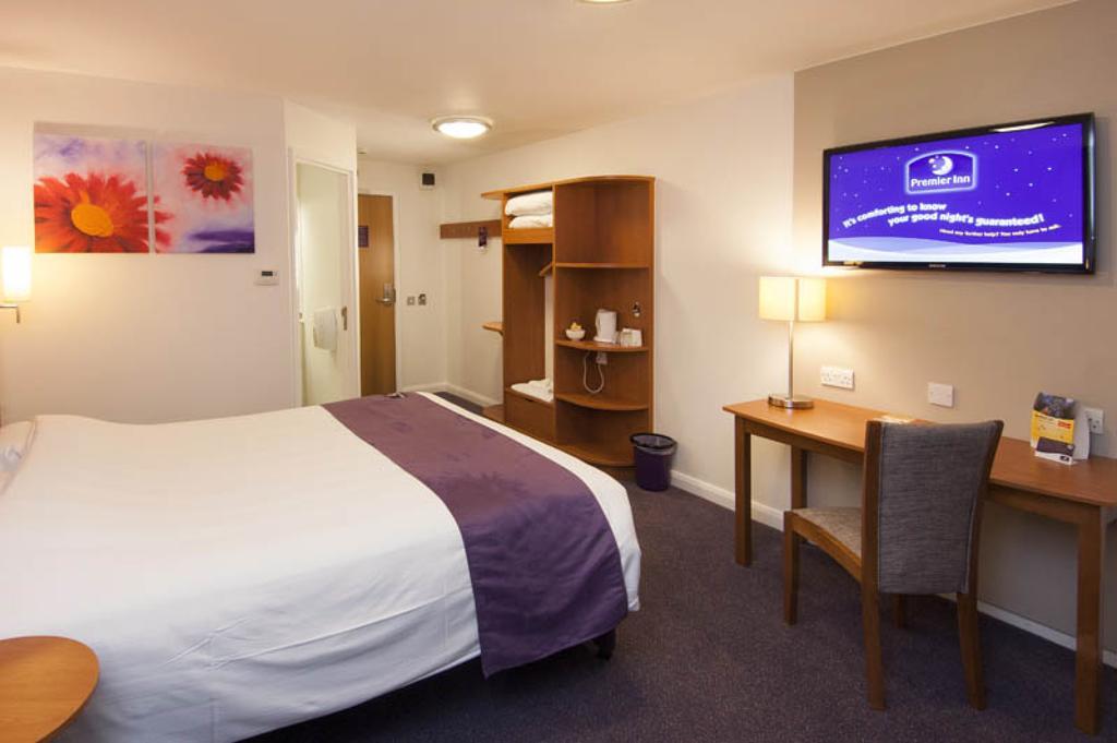 Holiday Inn Luton South - M1, Junction 9, An Ihg Hotel Eksteriør bilde
