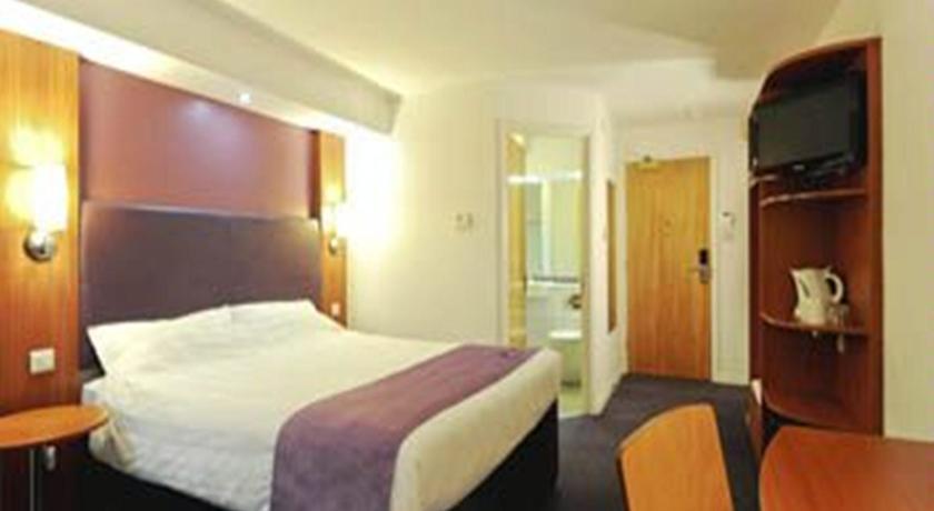 Holiday Inn Luton South - M1, Junction 9, An Ihg Hotel Eksteriør bilde