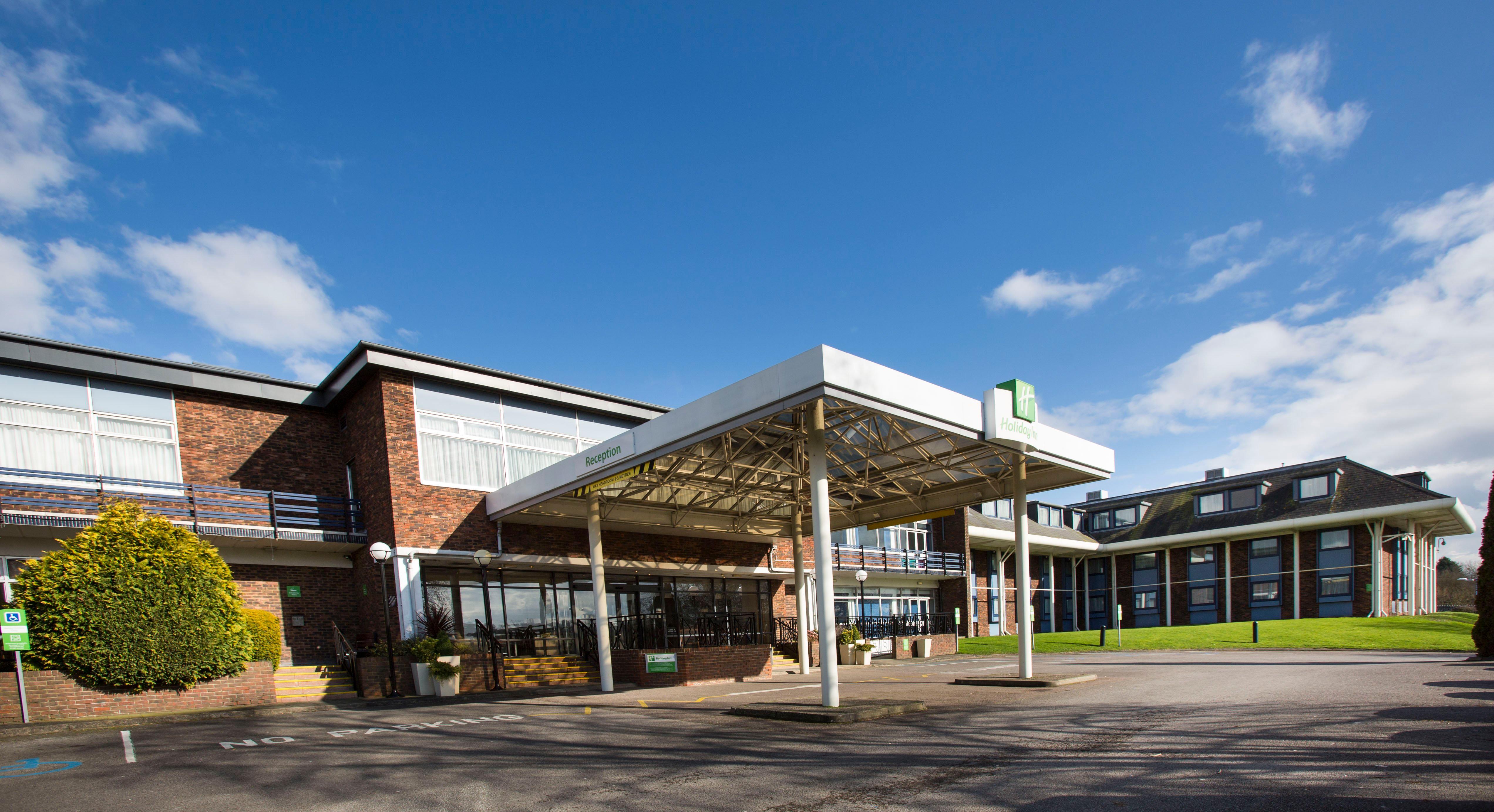 Holiday Inn Luton South - M1, Junction 9, An Ihg Hotel Eksteriør bilde