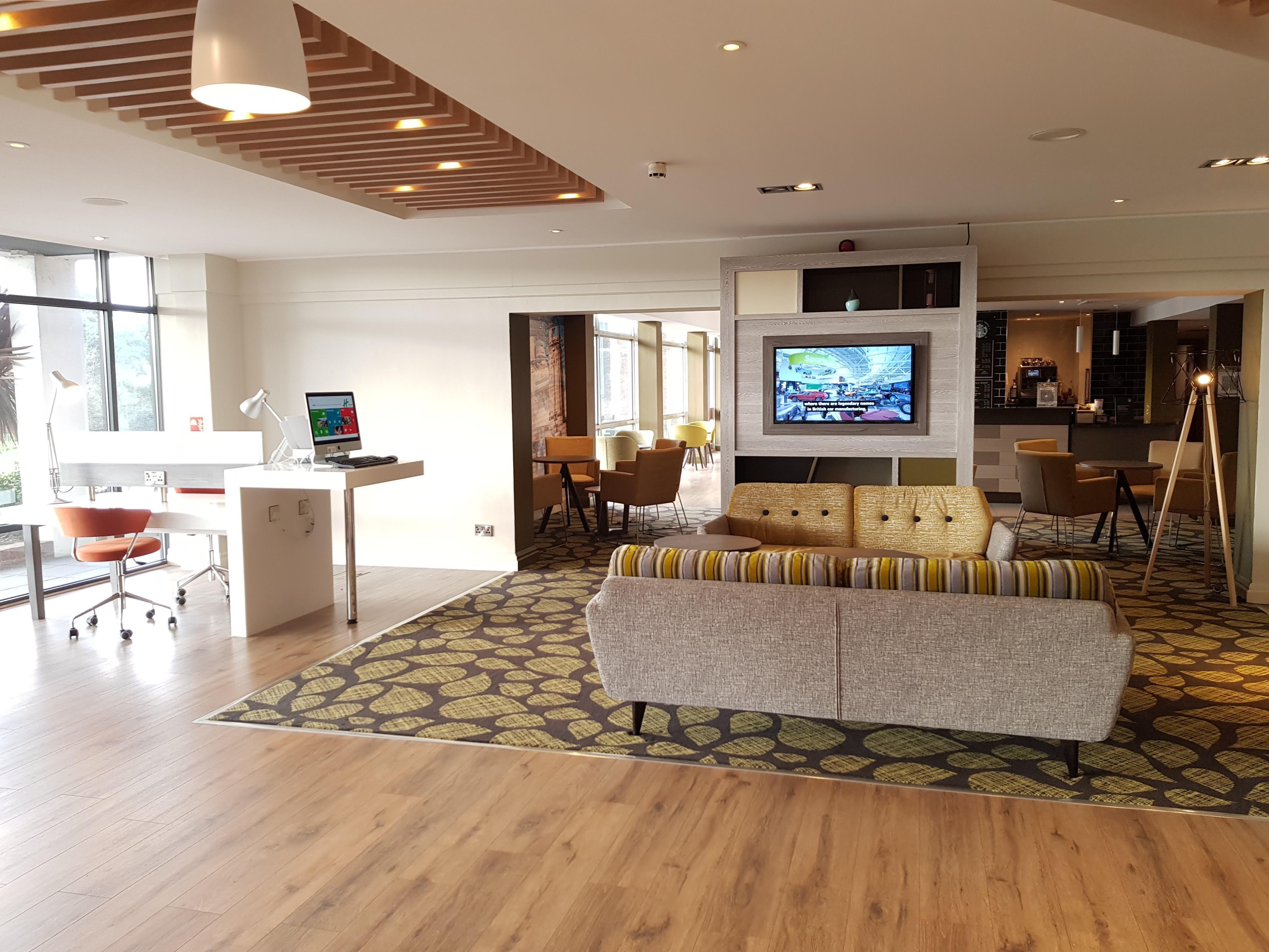 Holiday Inn Luton South - M1, Junction 9, An Ihg Hotel Eksteriør bilde