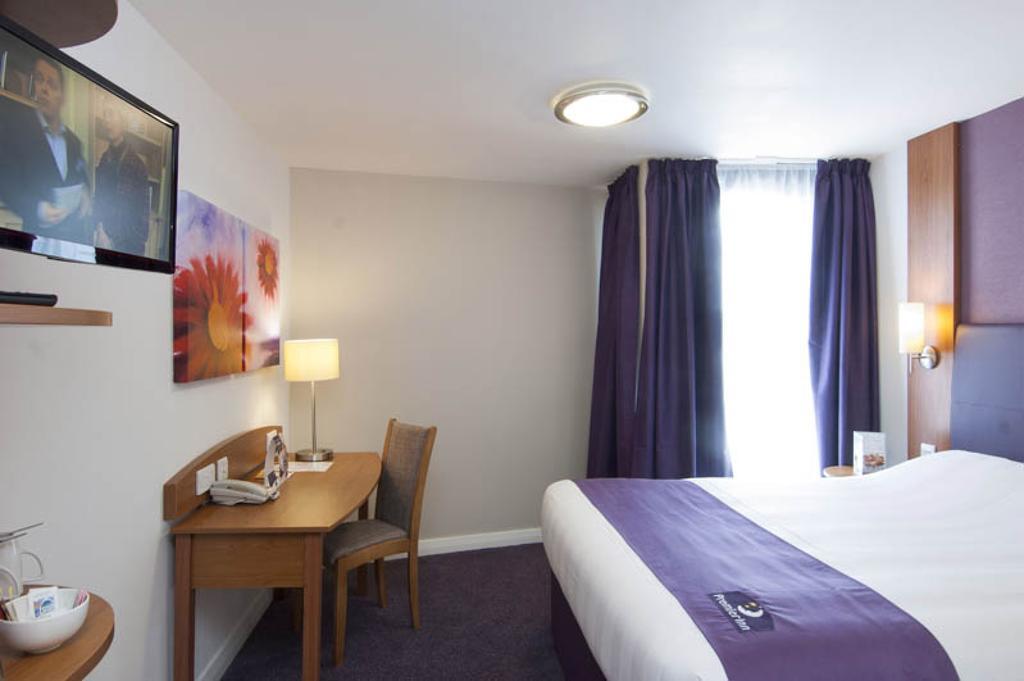 Holiday Inn Luton South - M1, Junction 9, An Ihg Hotel Eksteriør bilde
