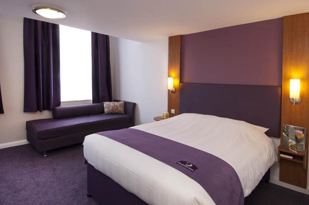 Holiday Inn Luton South - M1, Junction 9, An Ihg Hotel Eksteriør bilde